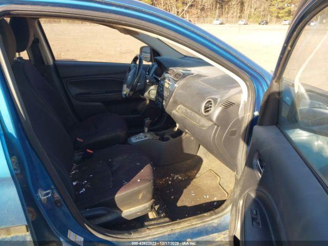 Mitsubishi Mirage Es Image 9