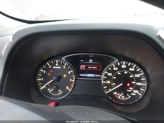 Nissan Pathfinder Sl Image 5