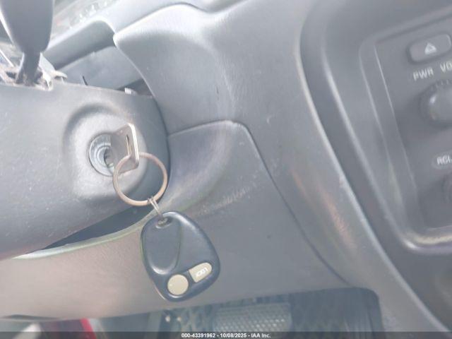 Chevrolet Tracker Hard Top Zr2 Image 10