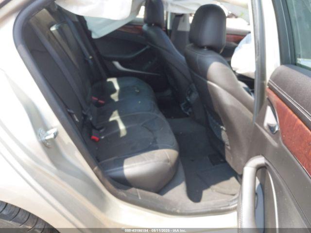 Cadillac CTS Luxury Image 5