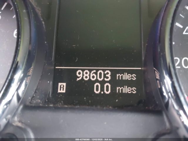 Nissan Rogue S Image 12