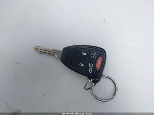 Chrysler Aspen Limited Image 8