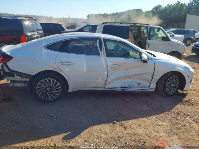 Hyundai SONATA Limited Image 15