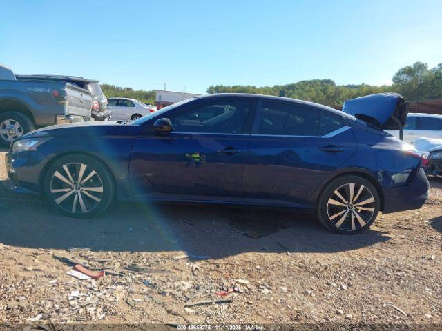 Nissan Altima Sr Fwd Image 13