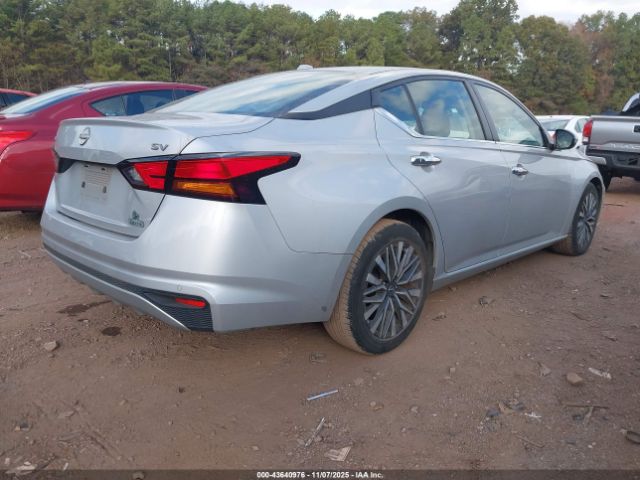 Nissan Altima Sv Fwd Image 3