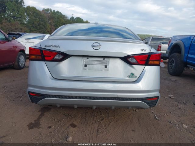 Nissan Altima Sv Fwd Image 10