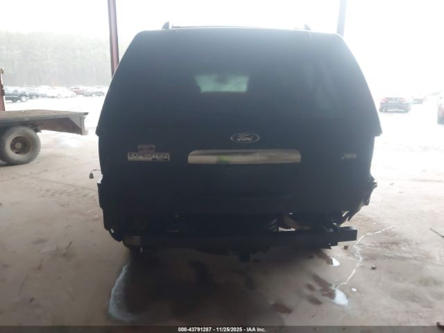 Ford Expedition Xlt Image 4