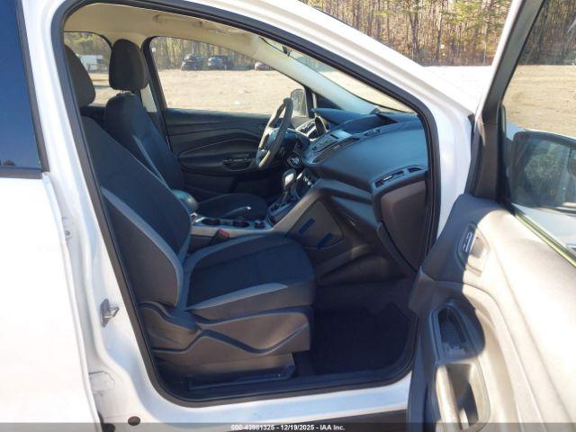 Ford Escape S Image 7