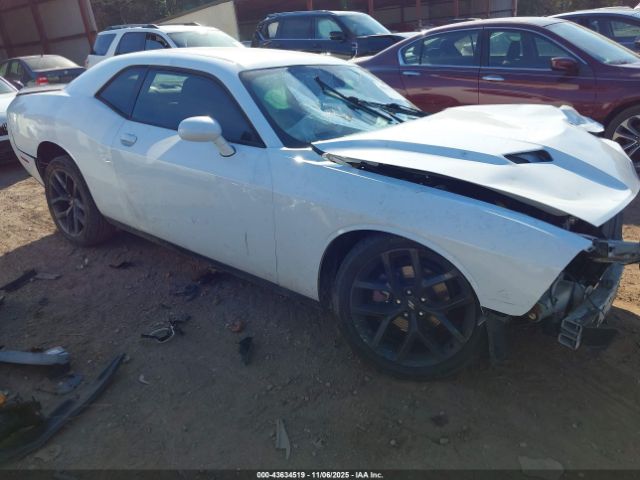 Dodge Challenger Sxt Image 1
