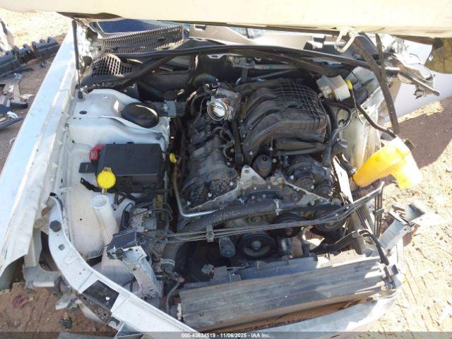 Dodge Challenger Sxt Image 16