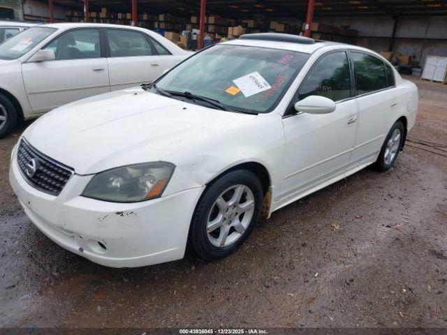 Nissan Altima 3.5 Sl Image 10