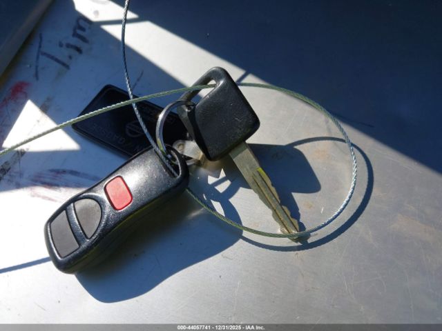 Nissan Titan Se Image 8