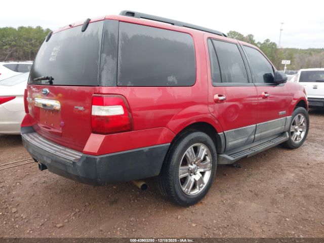 Ford Expedition Xlt Image 2