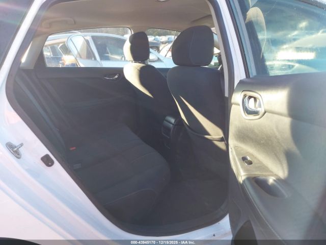 Nissan Sentra S Image 6