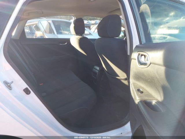 Nissan Sentra S Image 6