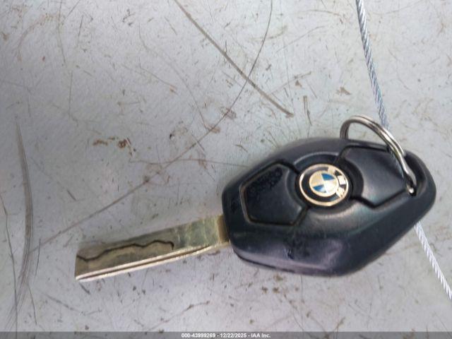 BMW 3 Series Image 11