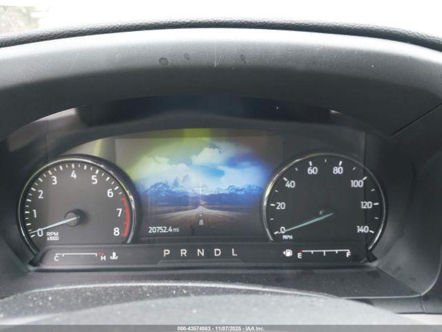 Ford Explorer Xlt Image 9