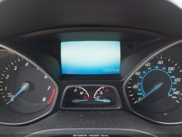 Ford Escape Titanium Image 10