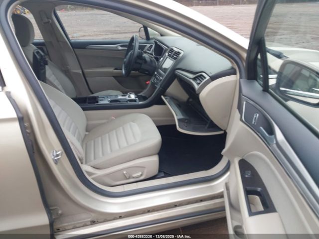 Ford Fusion Se Image 7