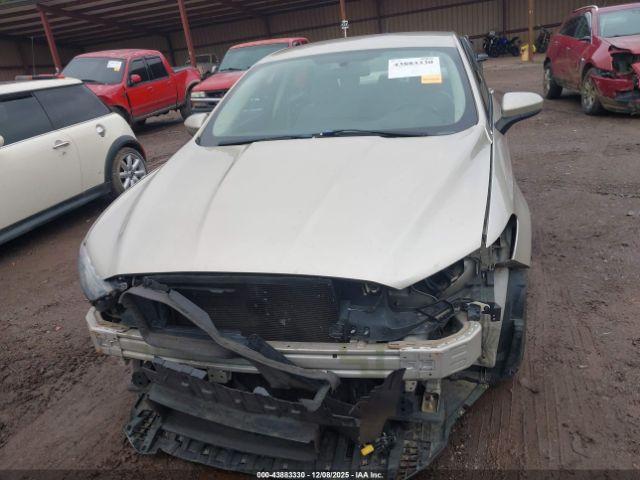 Ford Fusion Se Image 6