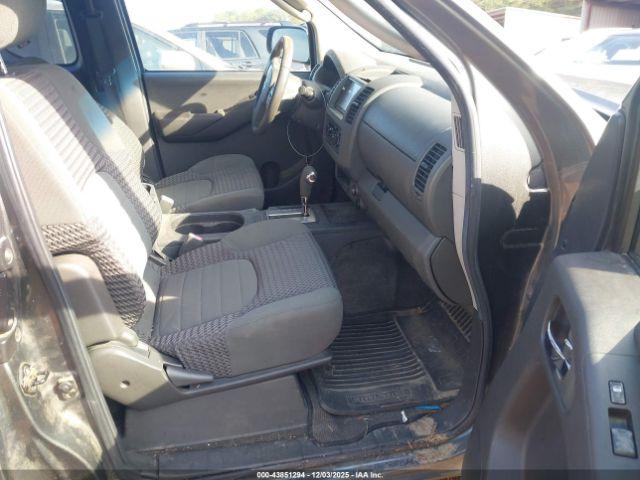 Nissan Frontier Se Image 6