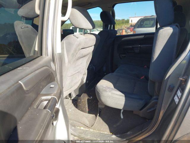 Nissan Armada Sv Image 15