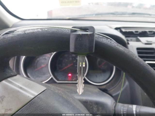 Nissan Versa 1.8s Image 7