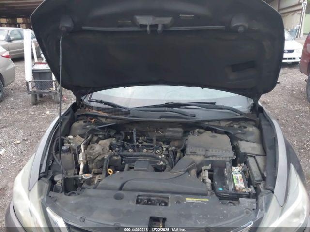 Nissan Altima 2.5 S Image 9
