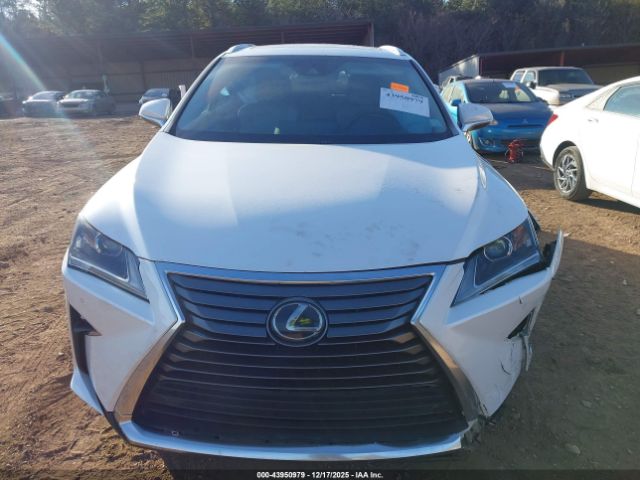 Lexus RX Image 11