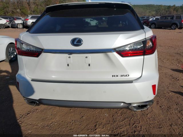 Lexus RX Image 9