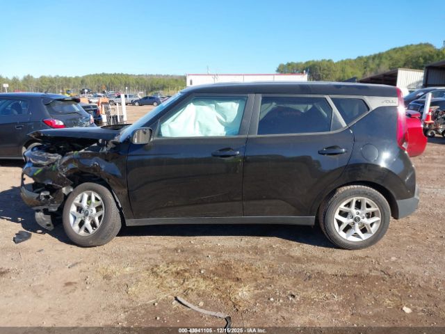 Kia Soul S Image 14