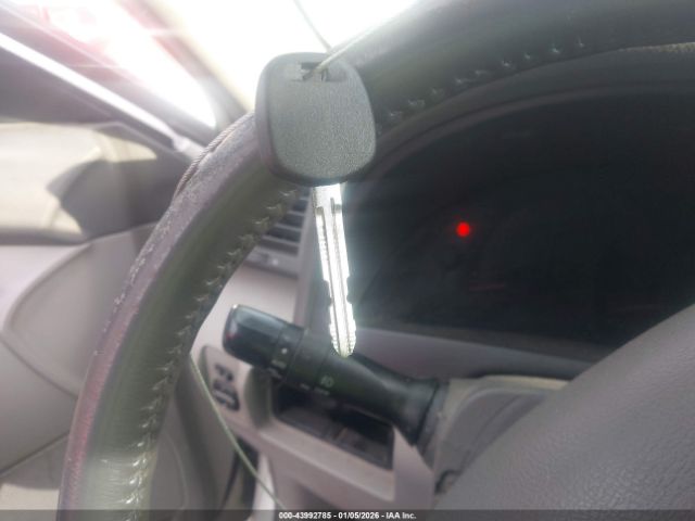 Toyota Camry Xle V6 Image 7