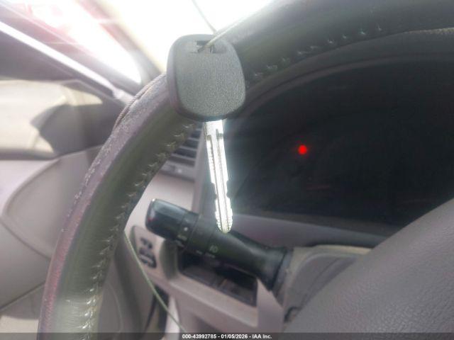 Toyota Camry Xle V6 Image 7