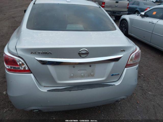 Nissan Altima 2.5 Sv Image 3