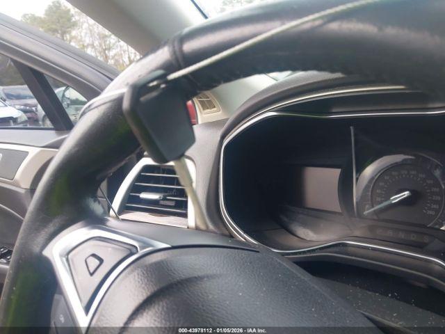 Ford Fusion Se Image 12