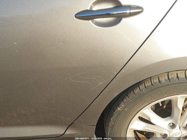 Kia Optima Ex Image 6