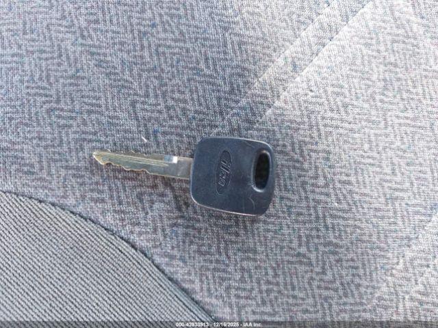 Ford Explorer Xls Image 6