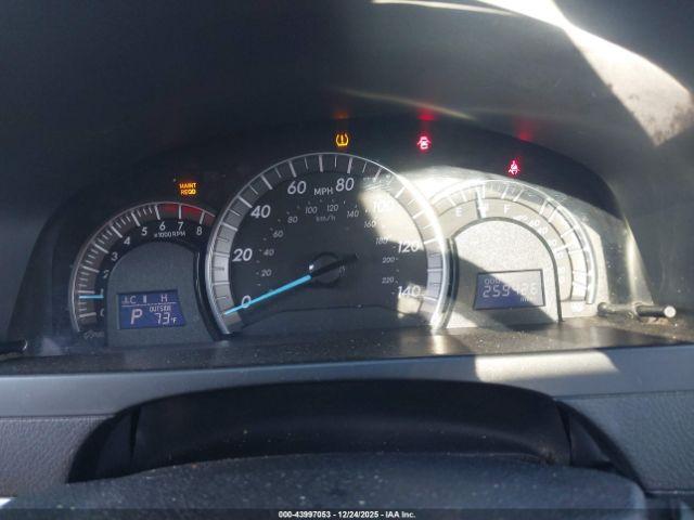 Toyota Camry Se Image 4