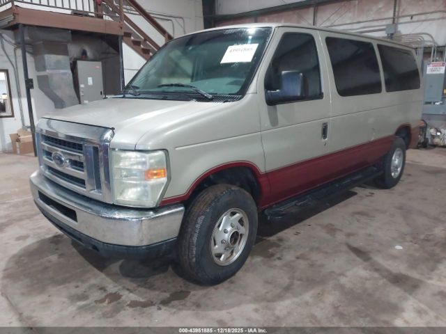 Ford E-350 Image 3