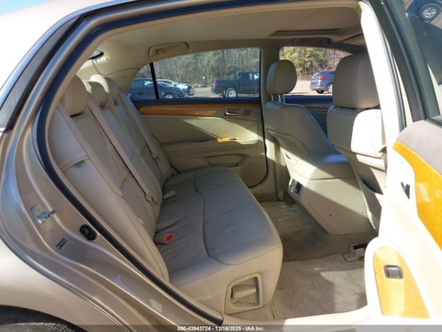 Toyota Avalon Xls Image 9