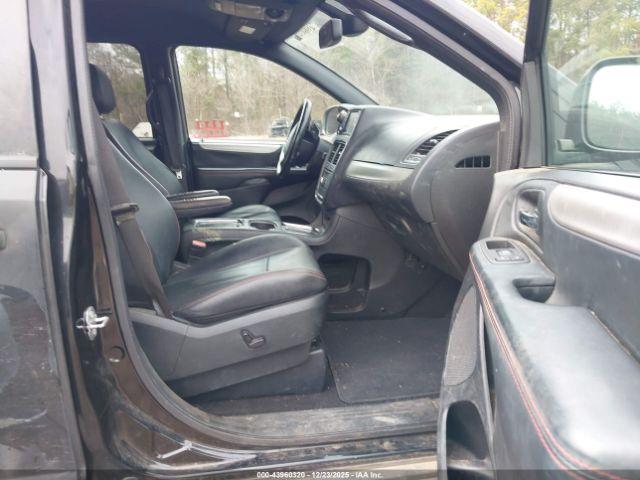 Dodge Grand Caravan Gt Image 8