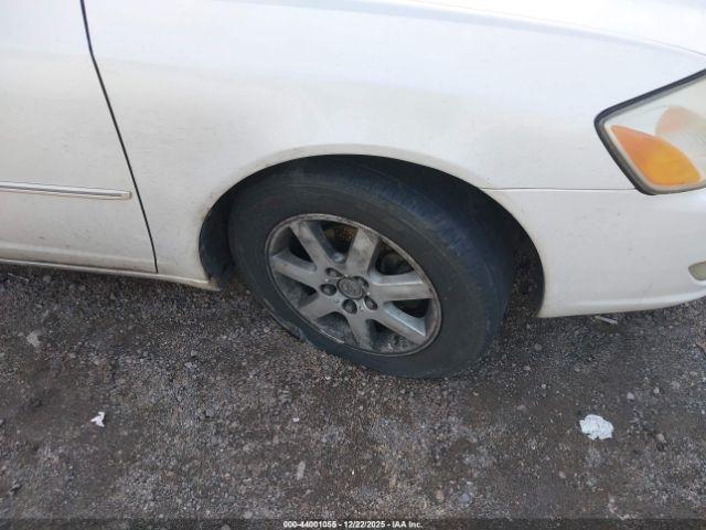 Toyota Avalon Xls Image 4