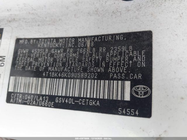 Toyota Camry Xle V6 Image 10