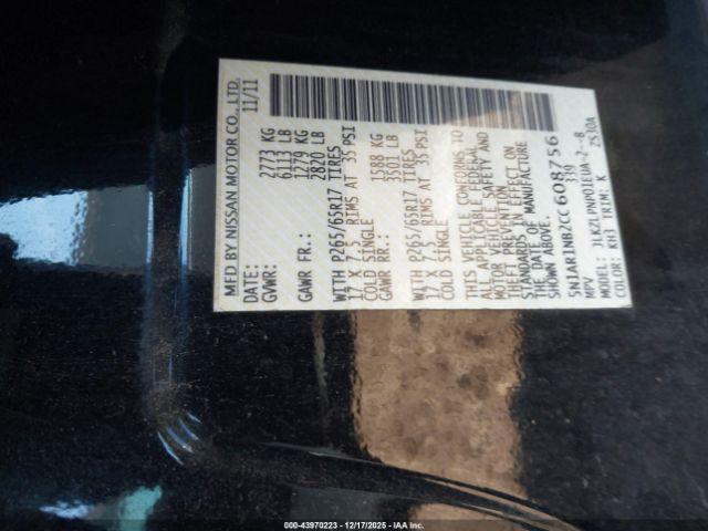 Nissan Pathfinder Silver Image 6