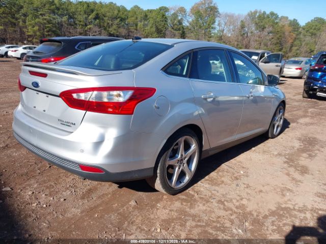 Ford Focus Titanium Image 4