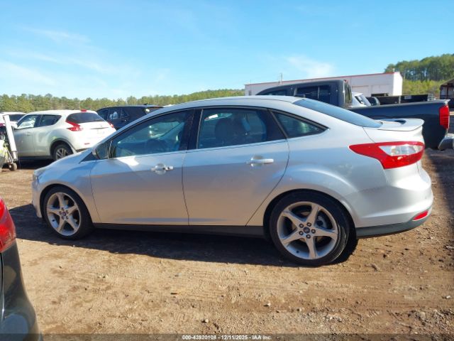 Ford Focus Titanium Image 2