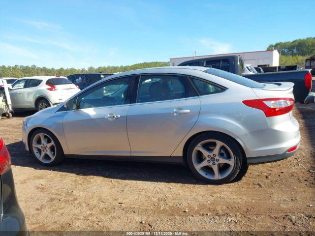 Ford Focus Titanium Image 2