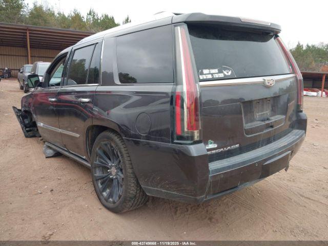 Cadillac Escalade Premium Image 2