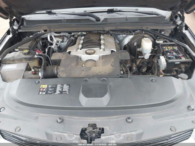 Cadillac Escalade Premium Image 13