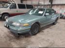 Ford Crown Victoria Image 12